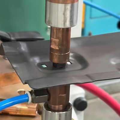 Welding hot plate and M6 nut Welding hot plate and M6 nut